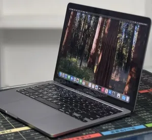 New Laptop Apple MacBook Pro 2021 M1 16GB Apple M1 Pro SSD 256GB