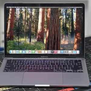 New Laptop Apple MacBook Pro 2021 M1 16GB Apple M1 Pro SSD 256GB
