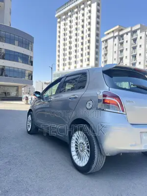 Toyota Yaris 2009 Silver