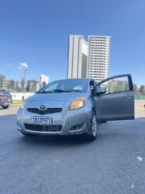 Toyota Yaris 2009 Silver