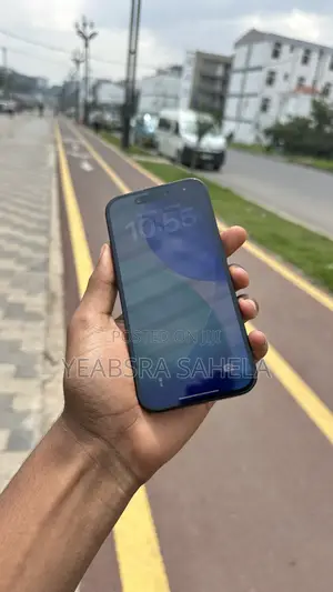 Apple iPhone 16 128 GB Black