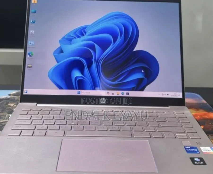 New Laptop HP Pavilion 14 16GB Intel Core i7 SSD 512GB