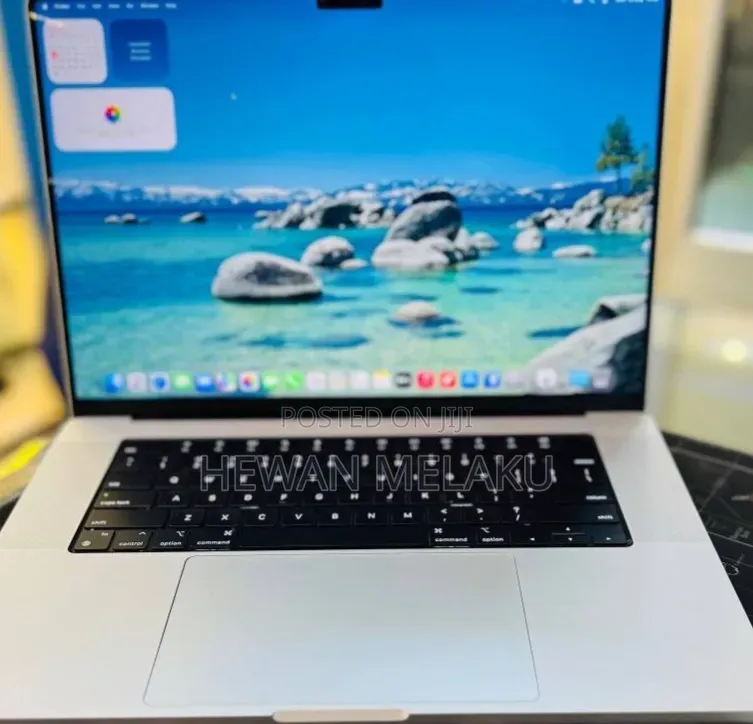 New Laptop Apple MacBook Pro 2021 M1 16GB Apple M1 SSD 512GB