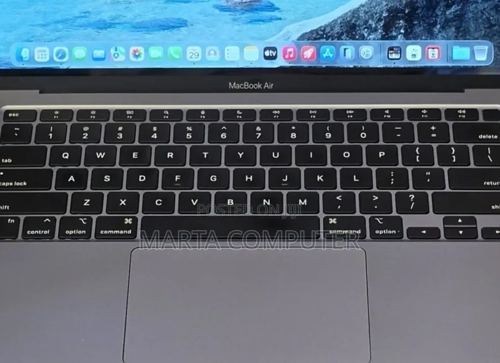 New Laptop Apple MacBook Air 2020 M1 16GB Apple M1 SSD 512GB