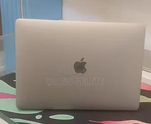 New Laptop Apple MacBook Pro 2020 M1 8GB Apple M1 SSD 256GB
