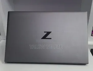 New Laptop HP ZBook Firefly G8 16GB Intel Core i7 SSD 512GB