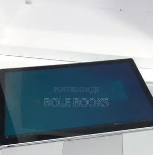 New Laptop Microsoft Surface Book 2 16GB Intel Core i7 SSD 512GB
