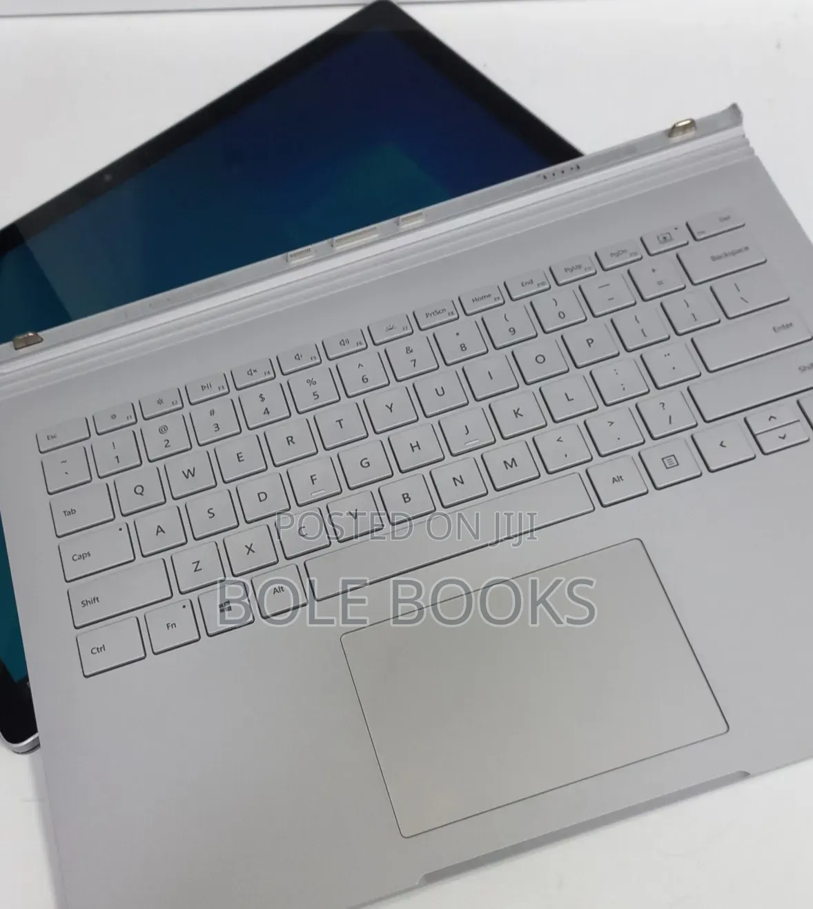 New Laptop Microsoft Surface Book 2 16GB Intel Core i7 SSD 512GB