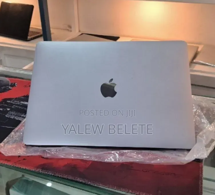 New Laptop Apple MacBook Air 2020 M1 16GB Apple M1 SSD 256GB