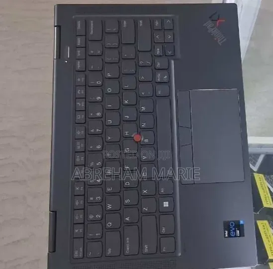 New Laptop Lenovo ThinkPad X1 Yoga Gen 8 32GB Intel Core i7 SSD 512GB