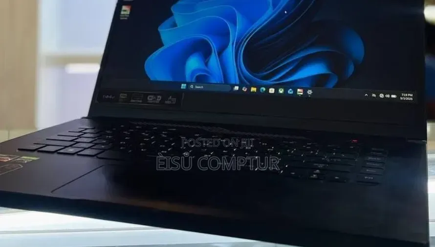 New Laptop Asus ROG Zephyrus G15 16GB AMD Ryzen 7 SSD 512GB
