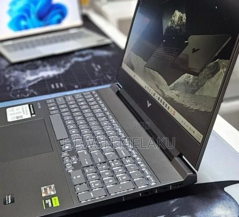 New Laptop HP Victus 15 16GB AMD Ryzen 7 SSD 512GB