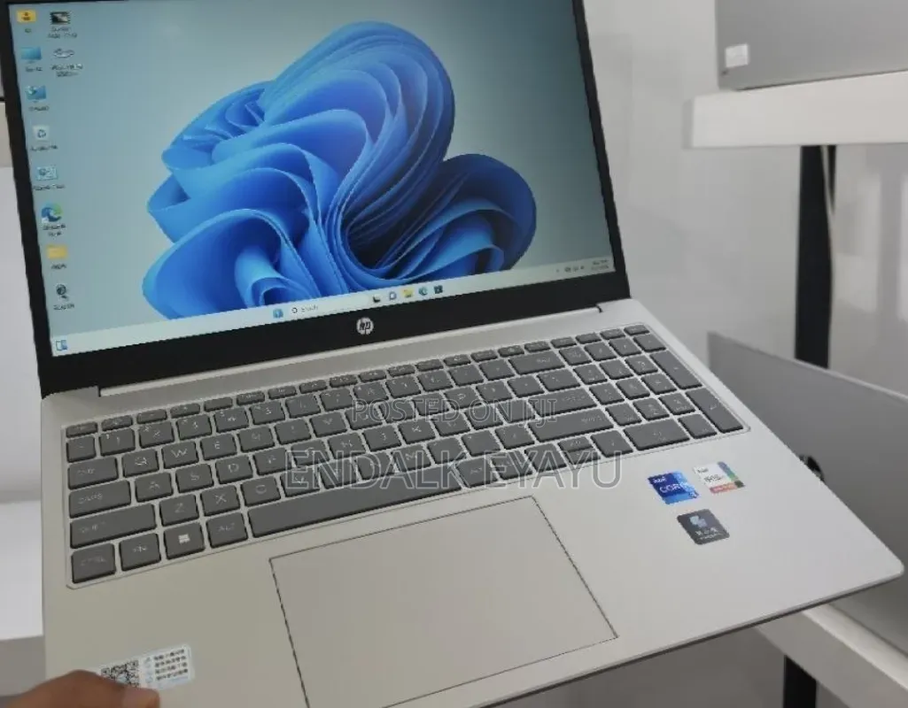 New Laptop HP Stream Notebook 16GB Intel Core i7 SSD 512GB