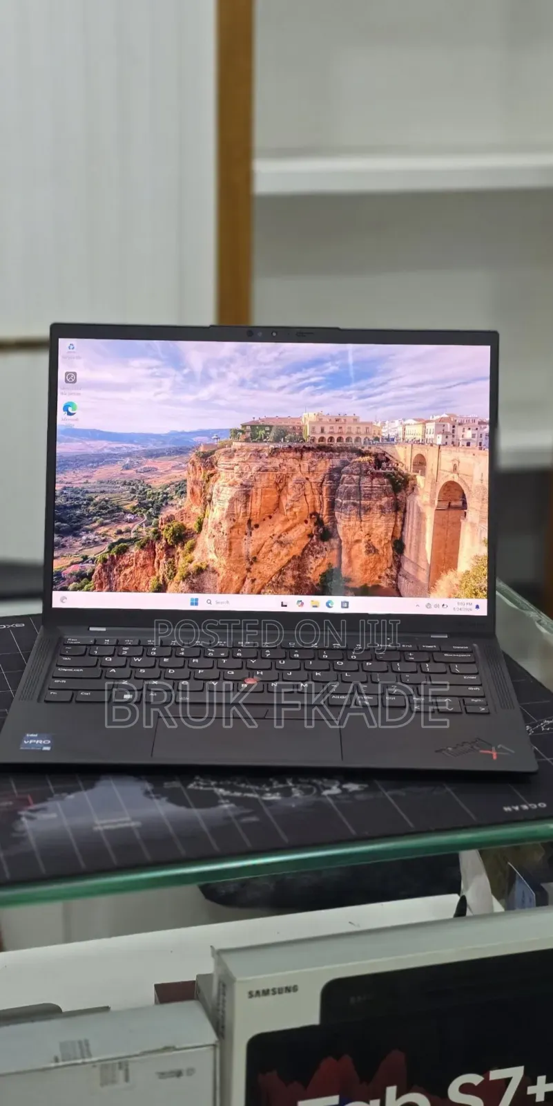 New Laptop Lenovo ThinkPad X1 Carbon 16GB Intel Core i7 SSD 512GB