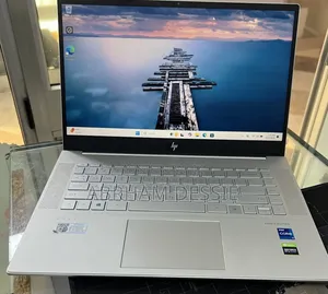 New Laptop HP 16GB Intel Core i7 SSD 512GB