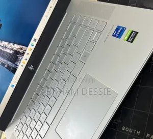 New Laptop HP 16GB Intel Core i7 SSD 512GB