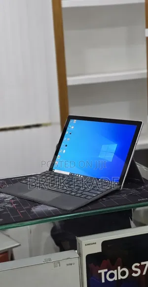 New Laptop Microsoft Surface Pro 7 16GB Intel Core i7 SSD 1T