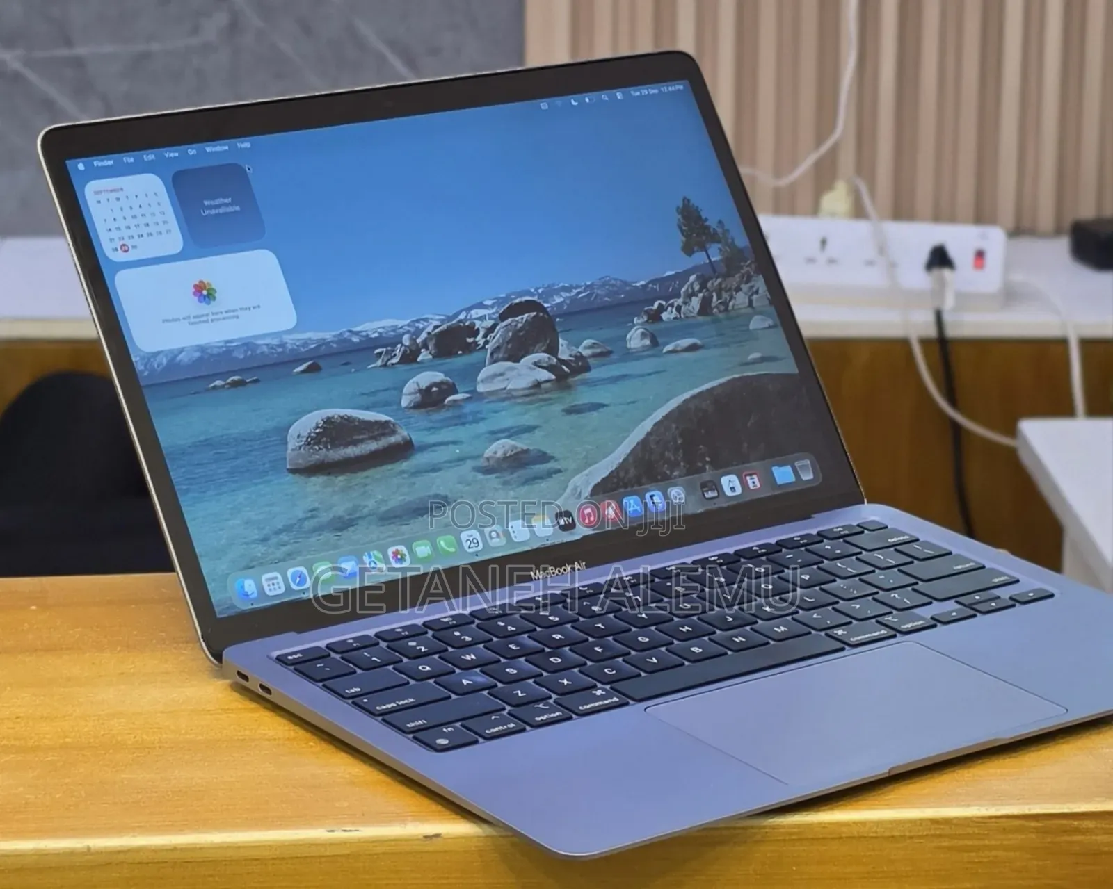 New Laptop Apple MacBook Air 2020 M1 16GB Apple M1 SSD 512GB