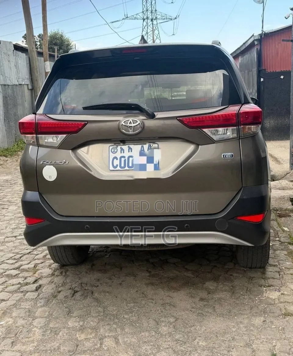 Toyota Rush 2021