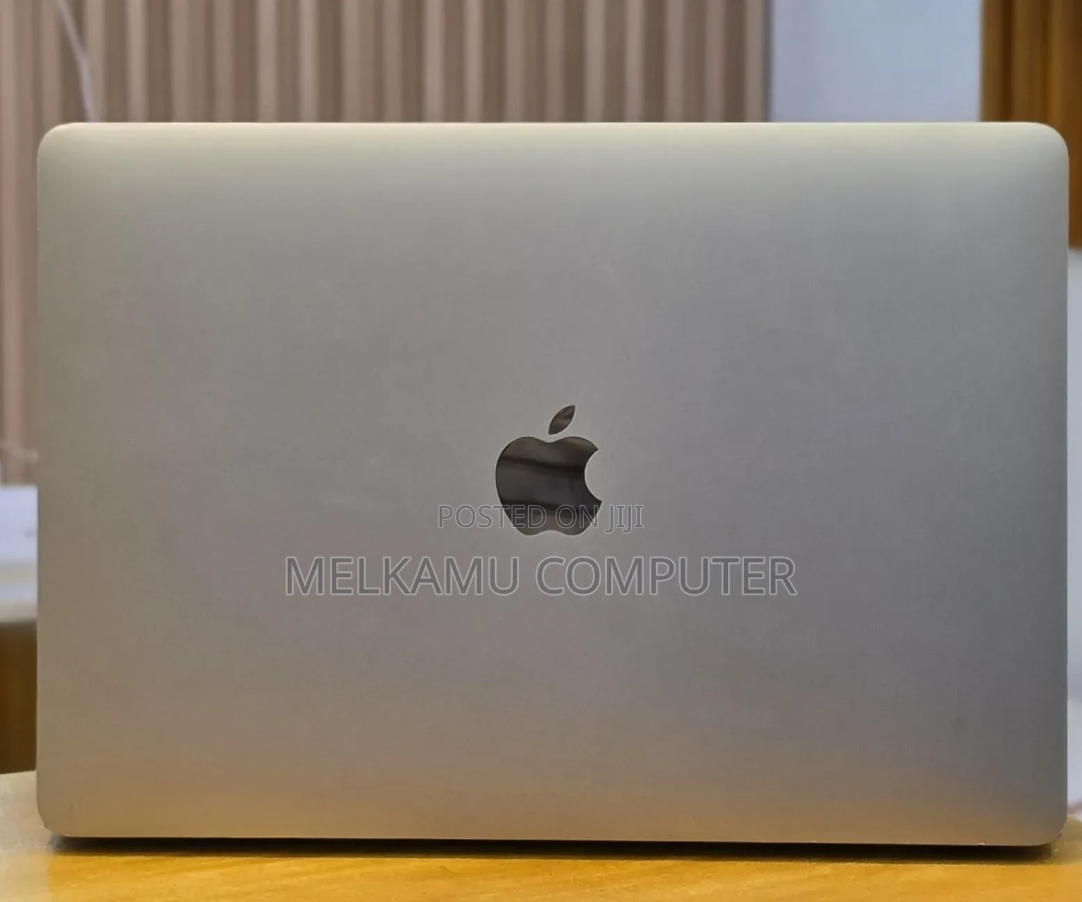 New Laptop Apple MacBook Air 2020 M1 16GB Apple M1 SSD 512GB