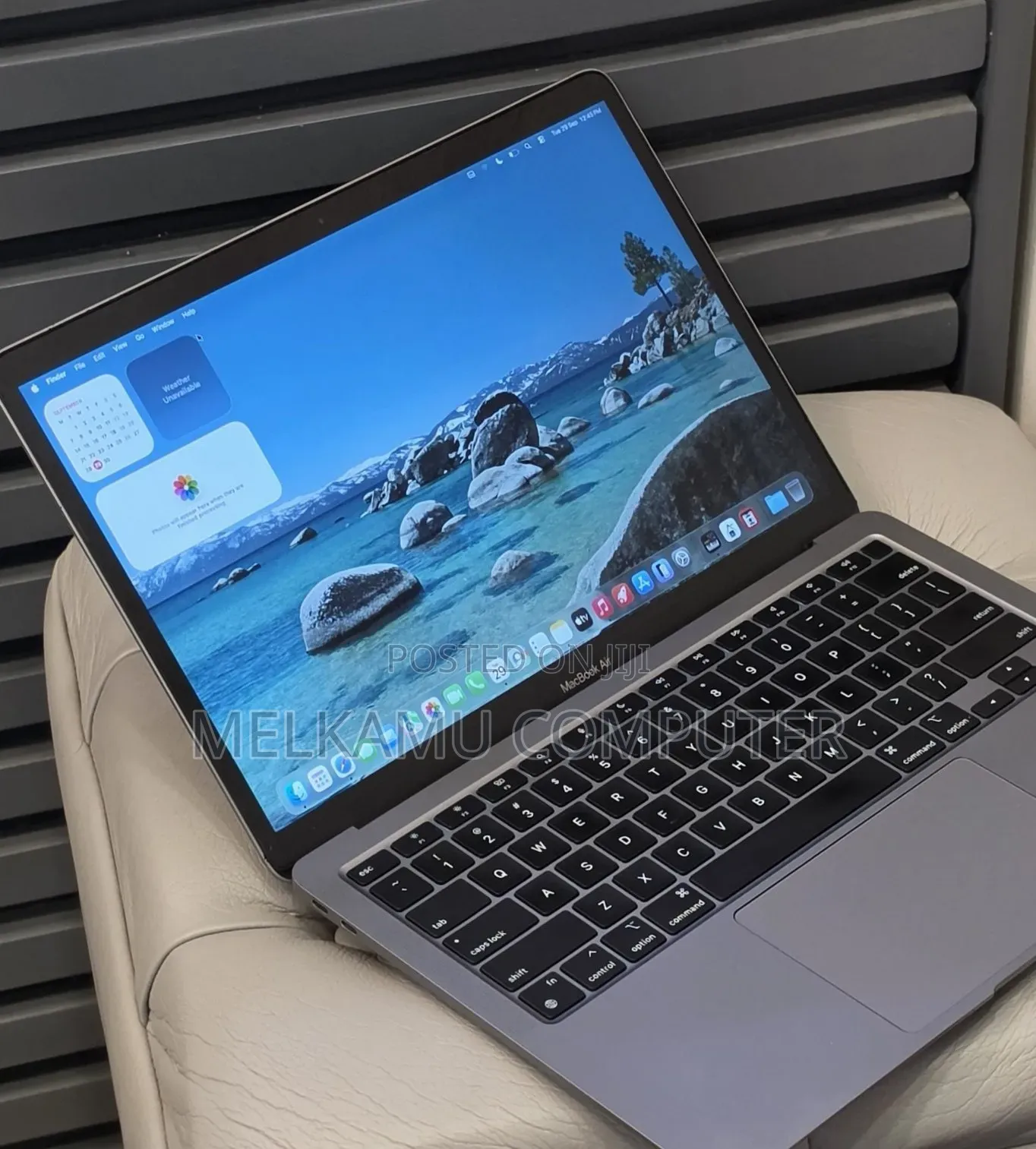 New Laptop Apple MacBook Air 2020 M1 16GB Apple M1 SSD 512GB