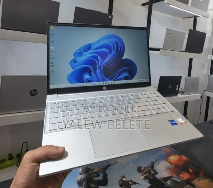 New Laptop HP Pavilion 15 16GB Intel Core i7 SSD 512GB