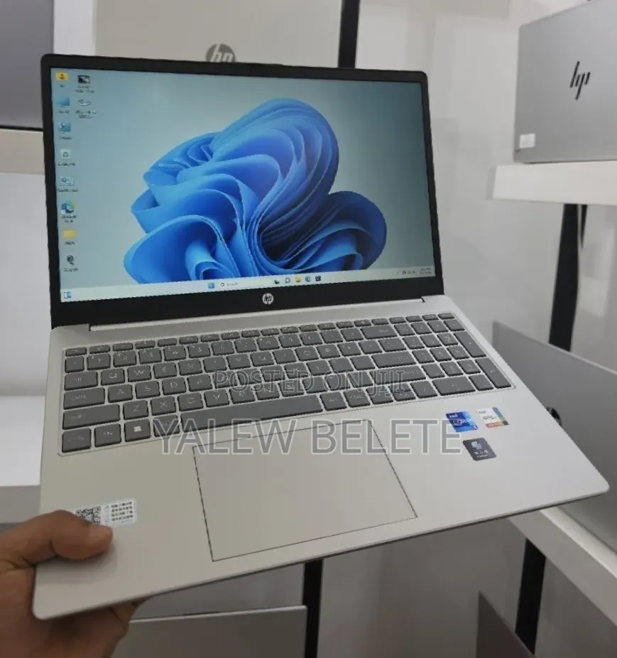 New Laptop HP Stream Notebook 16GB Intel Core i7 SSD 512GB