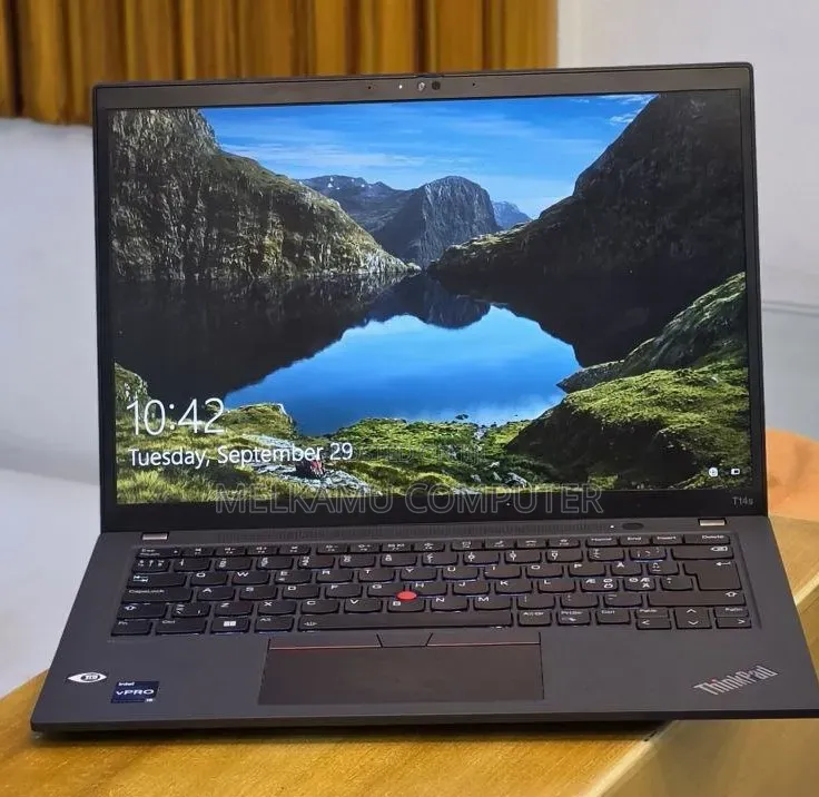 New Laptop Lenovo ThinkPad T14 G3 16GB Intel Core i5 SSD 512GB