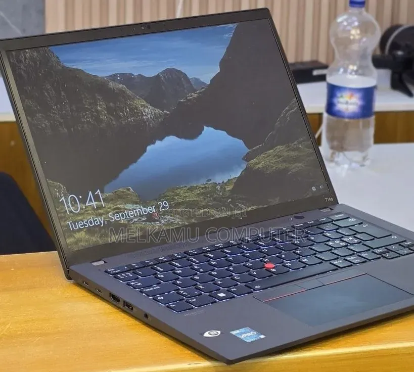 New Laptop Lenovo ThinkPad T14 G3 16GB Intel Core i5 SSD 512GB