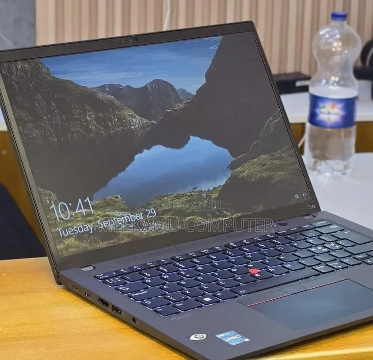 New Laptop Lenovo ThinkPad T14 G3 16GB Intel Core i5 SSD 512GB