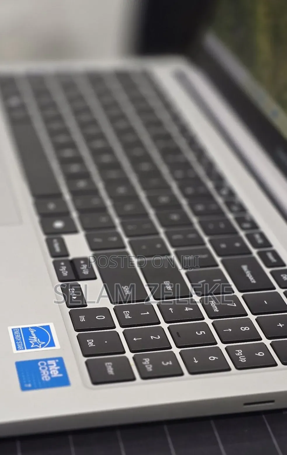 New Laptop Samsung 16GB Intel Core 7 SSD 512GB