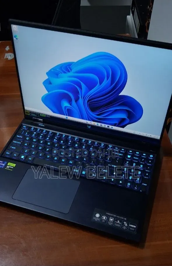 New Laptop Acer Predator Helios 16 16GB Intel Core i9 SSD 1T