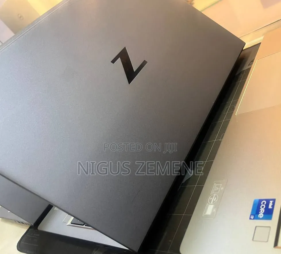 New Laptop HP ZBook Power G7 16GB Intel Core i7 SSD 512GB