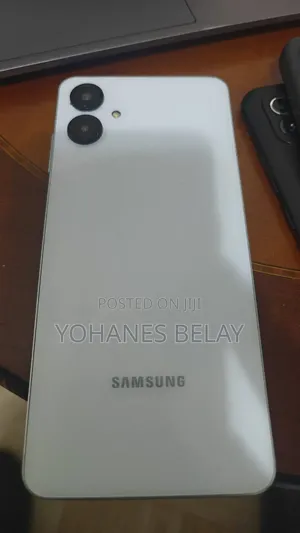 Samsung Galaxy A06 64 GB White