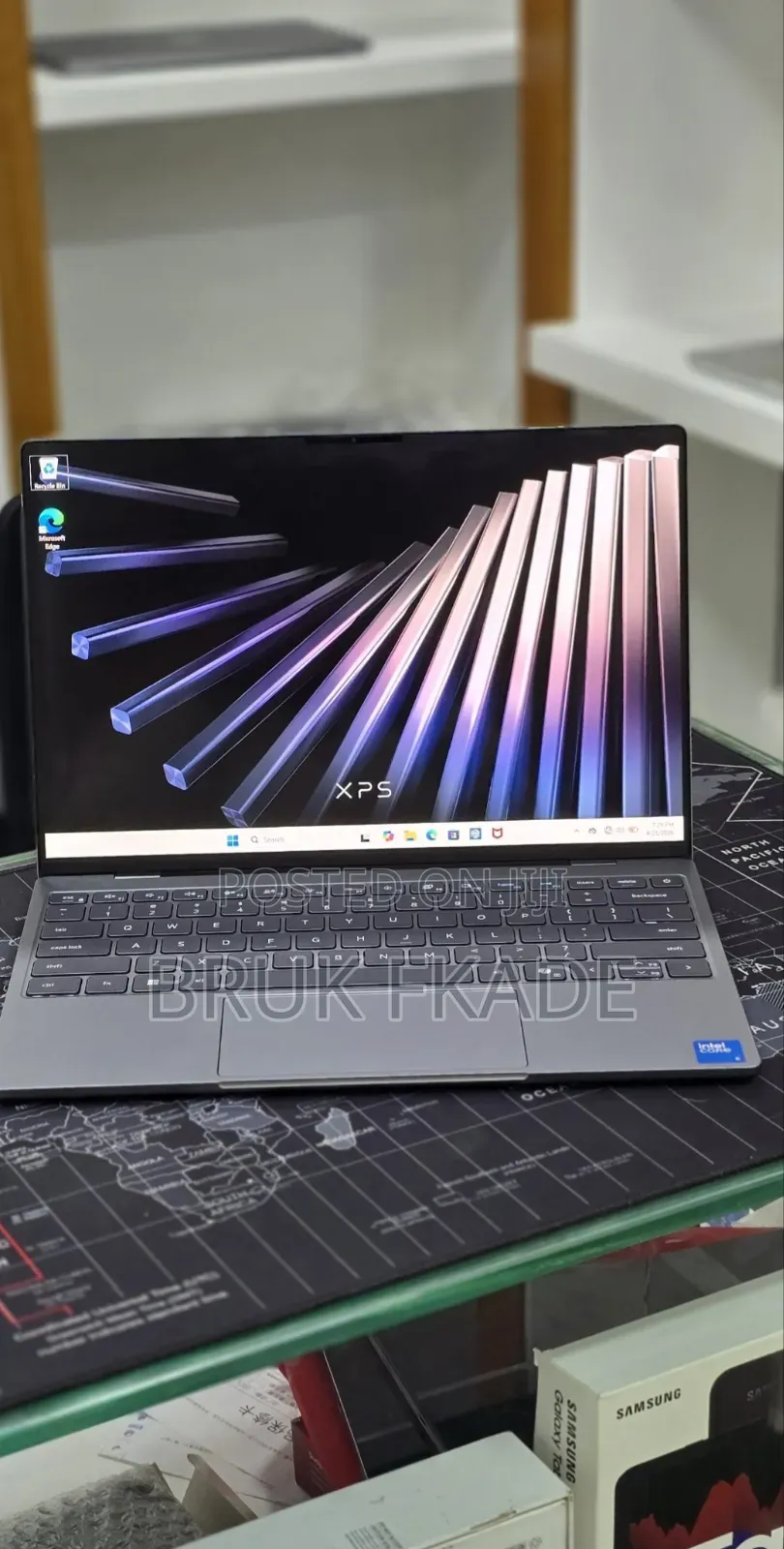 New Laptop Dell XPS 13 8GB Intel Core 5 SSD 512GB