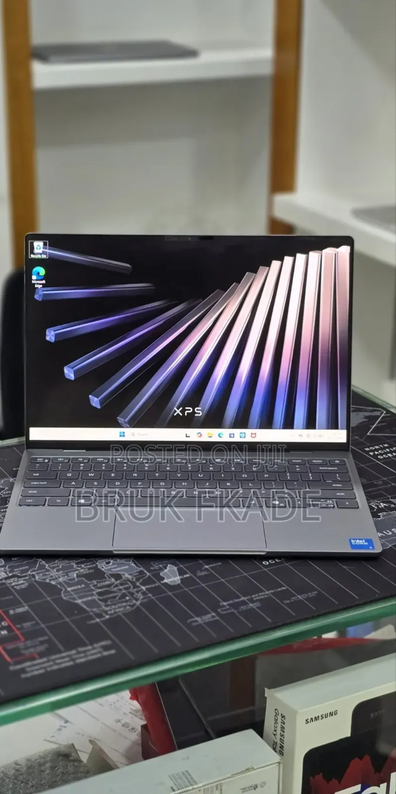 New Laptop Dell XPS 13 8GB Intel Core 5 SSD 512GB