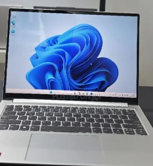 New Laptop Lenovo IdeaPad 100 16GB AMD Ryzen 7 SSD 512GB