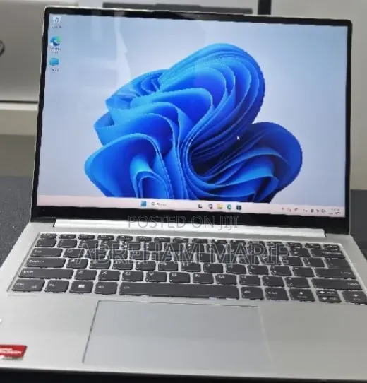 New Laptop Lenovo IdeaPad 100 16GB AMD Ryzen 7 SSD 512GB