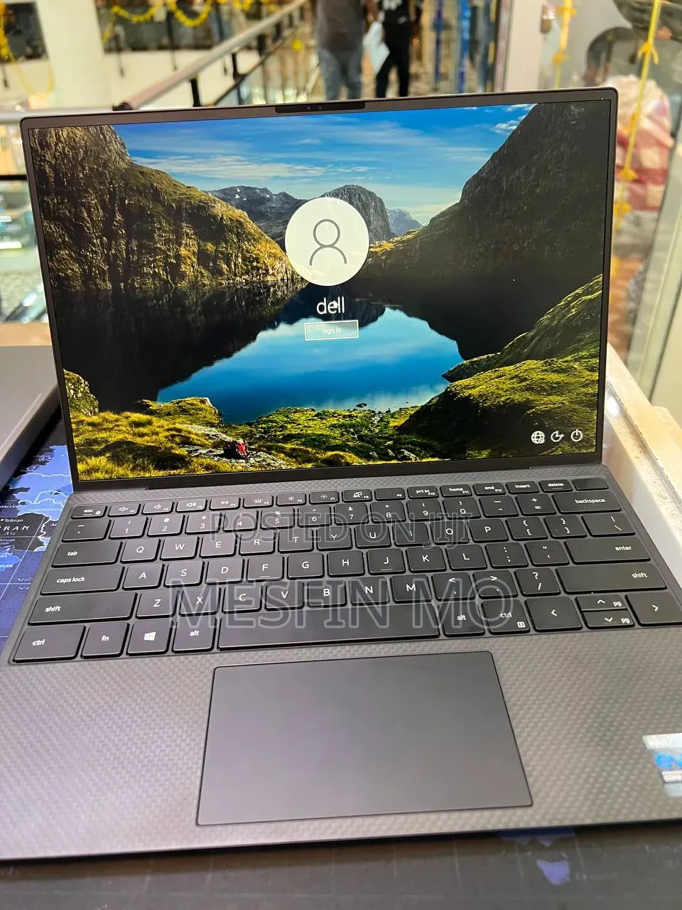 New Laptop Dell XPS 15 32GB Intel Core i7 SSD 512GB