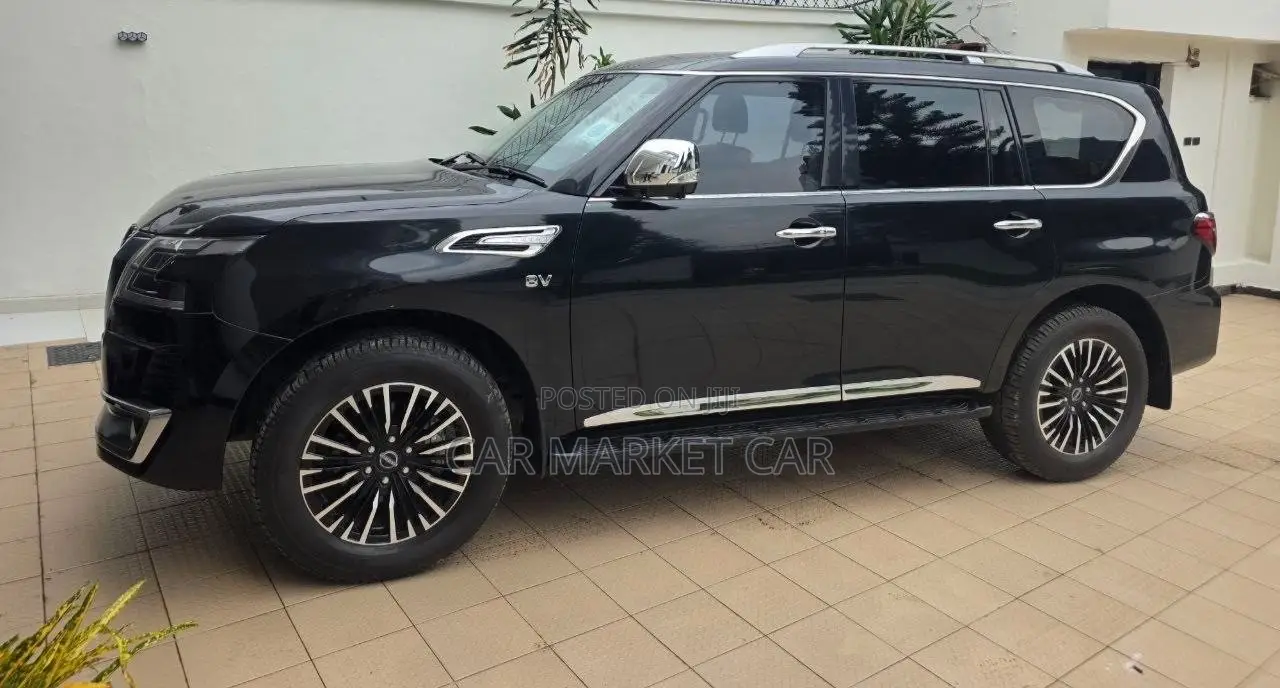 Nissan Patrol 2023 Black