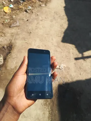 Safaricom Neon Ray Pro 16 GB Black