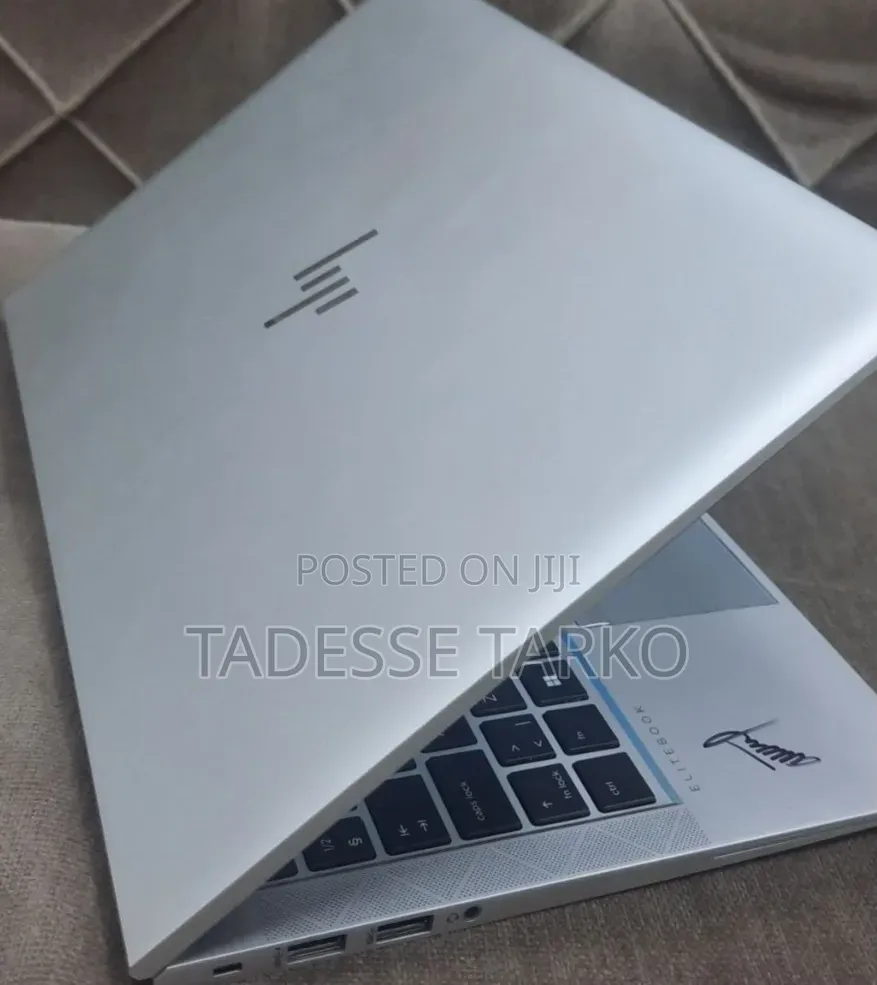 New Laptop HP EliteBook 840 G8 16GB Intel Core i5 SSD 512GB
