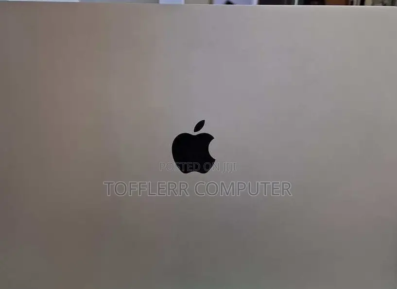 New Laptop Apple MacBook Pro 2021 M1 16GB Apple M1 Pro SSD 512GB