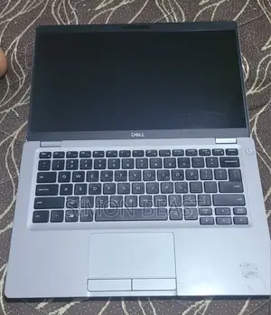 Laptop Dell Latitude 5310 16GB Intel Core i7 SSD 256GB