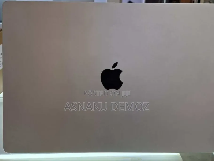 New Laptop Apple MacBook Pro 16GB Apple M1 Pro SSD 512GB