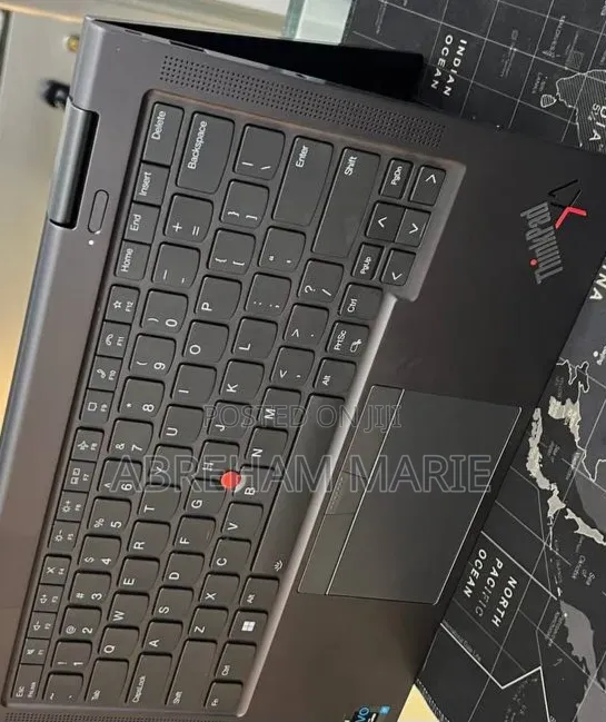 New Laptop Lenovo ThinkPad X1 Yoga Gen 8 16GB Intel Core i7 SSD 512GB