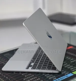 New Laptop Apple MacBook Air 2026 M5 16GB Apple M1 SSD 512GB