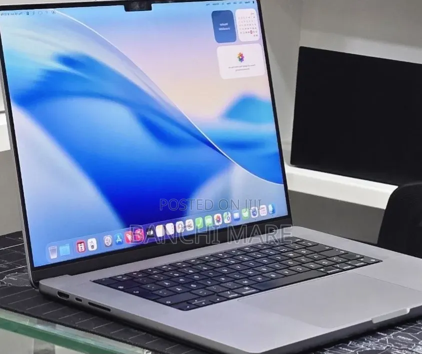 New Laptop Apple MacBook Pro 2021 M1 Max 32GB Apple M1 Max SSD 512GB