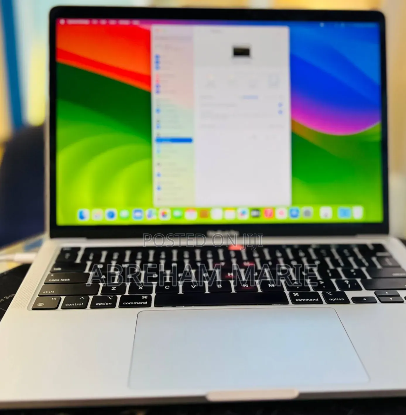 New Laptop Apple MacBook Pro 2021 M1 8GB Apple M1 Pro SSD 256GB