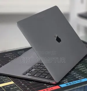 New Laptop Apple MacBook Pro 2021 M1 16GB Apple M1 Pro SSD 256GB
